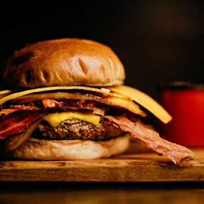 ham-and-bacon-burger-2983098.jpg